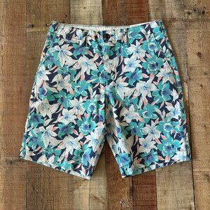 American eagle men’s size 30” tropical floral print classic 10” shorts